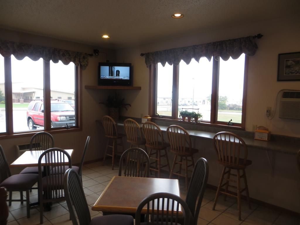 Hotel Super 8 By Wyndham Spearfish Extérieur photo